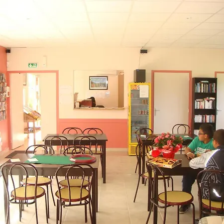 Le Hameau Des Genets Village de vacances Montlaur (Aveyron)