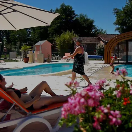 Le Hameau Des Genets Feriepark 3*