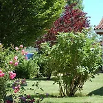 勒阿穆德格内度假酒店 假日公园 Montlaur (Aveyron)
