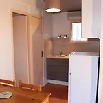 勒阿穆德格内度假酒店 假日公园 Montlaur (Aveyron)