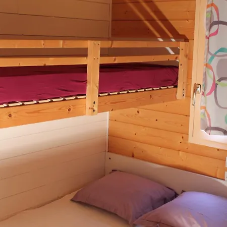 Le Hameau Des Genets 3* Montlaur (Aveyron)