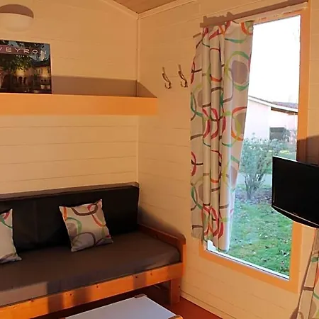 Le Hameau Des Genets 3* Montlaur (Aveyron)