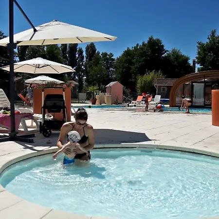 Le Hameau Des Genets Ferienpark 3*