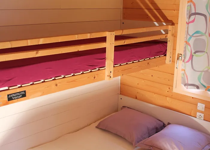 Le Hameau Des Genets Vakantiepark Montlaur (Aveyron)