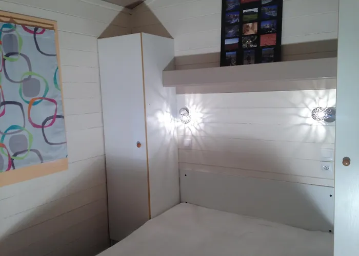 勒阿穆德格内度假酒店 Montlaur (Aveyron)