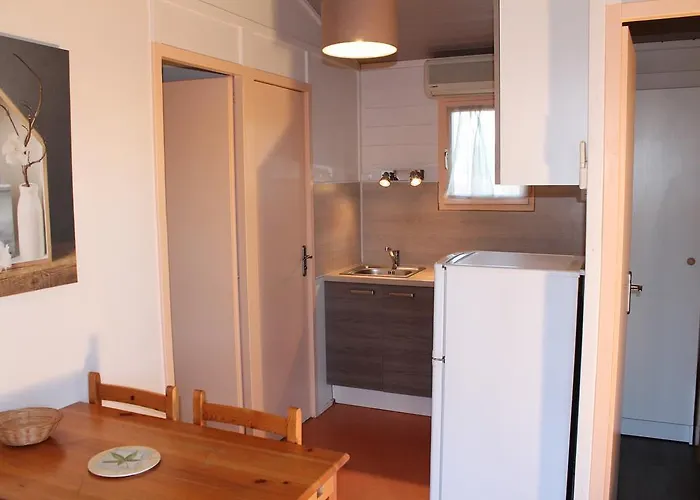 Le Hameau Des Genets Montlaur (Aveyron)