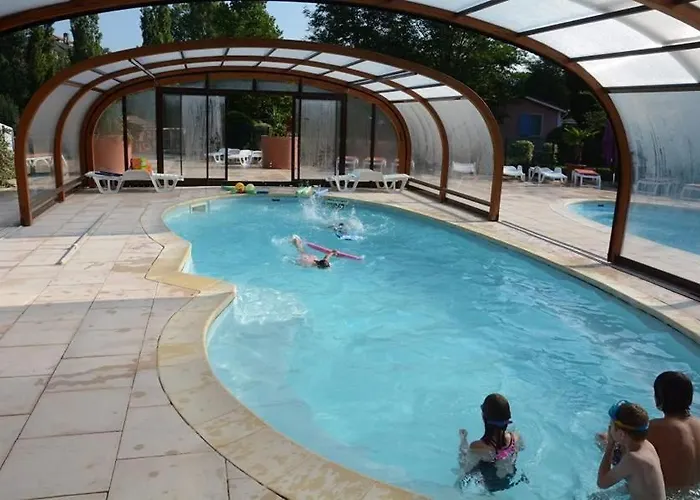 Le Hameau Des Genets 3*